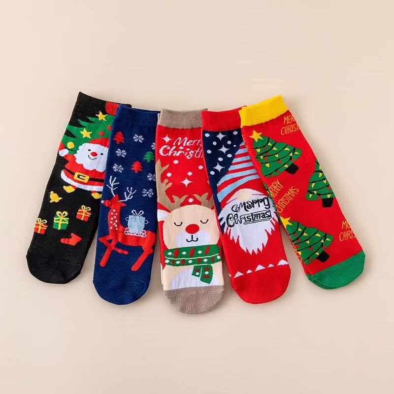 Official Store、🧦🎄 Sfrcord® Cozy Christmas Socks – Holiday Cheer for Your Feet
